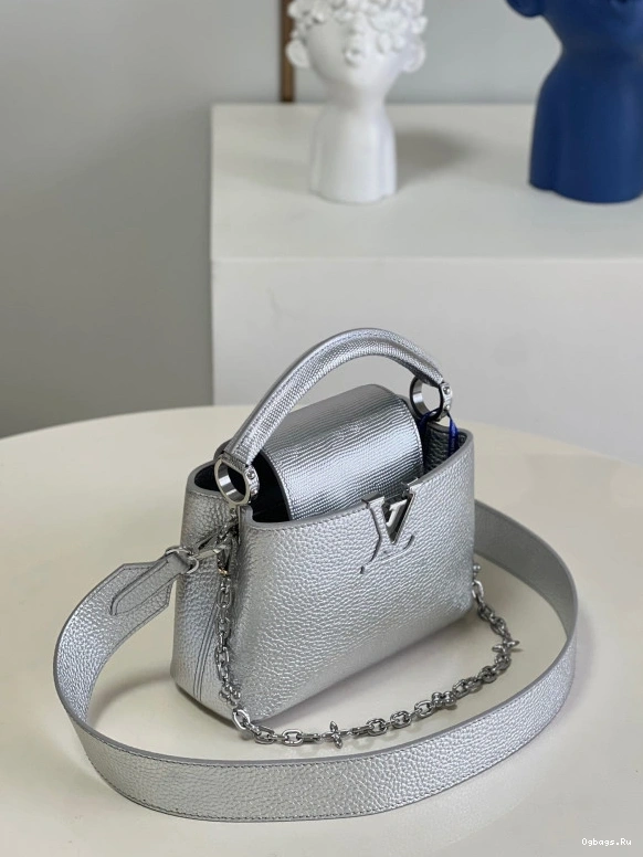 CAPUCINES MINI VUITTON LOUIS 0331